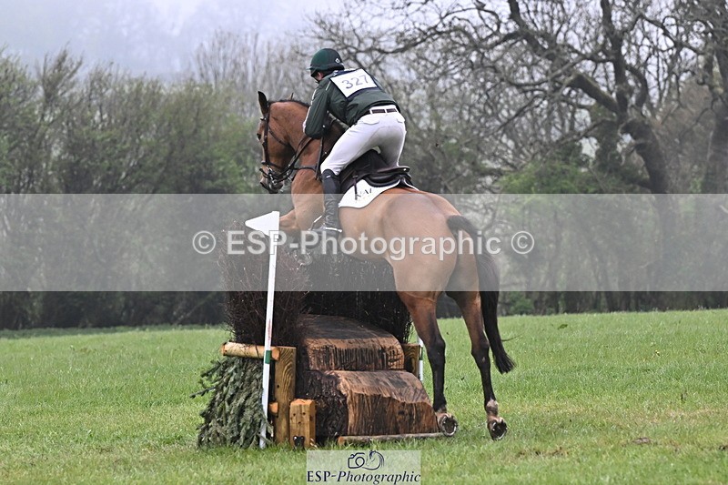 250418-155322-06930 - 327-Padraig.Mccarthy-MGH.HERMES