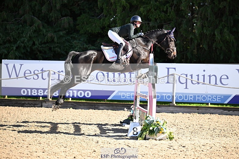 251024A-123404-10385 - C-230-Ciara.O.Connor