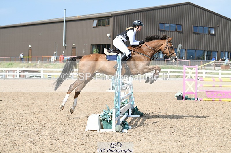 250725-163123-03941 - Cls 10 1.05m Amateur Quali