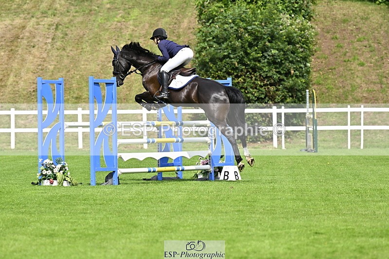 250613A-100915-00309 - Cls 1 Snr Newcomers and 1.10m Open