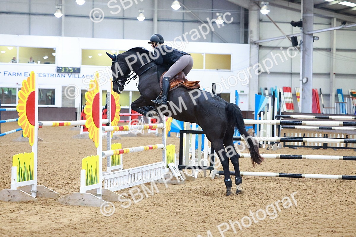 SBM_001863 - Class 5 - Senior Foxhunter 1.20m