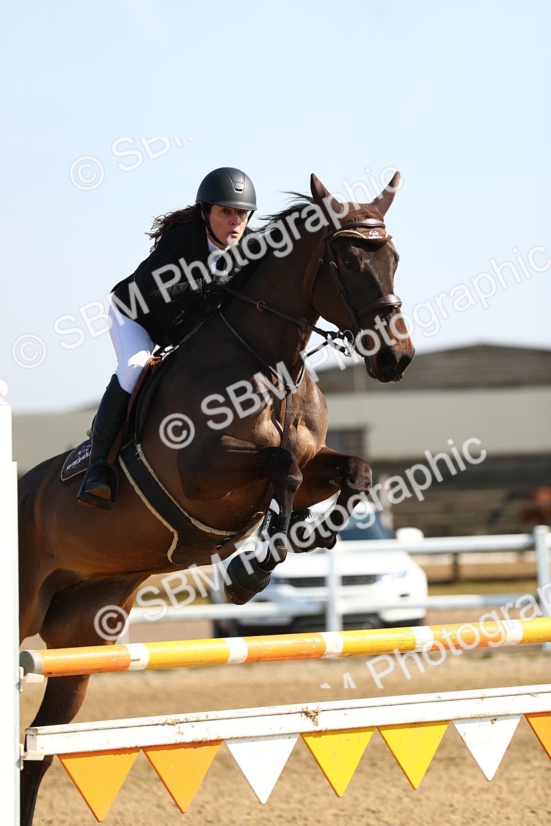 SBM_001239 - Class 5 - Senior Foxhunter - 1.20m