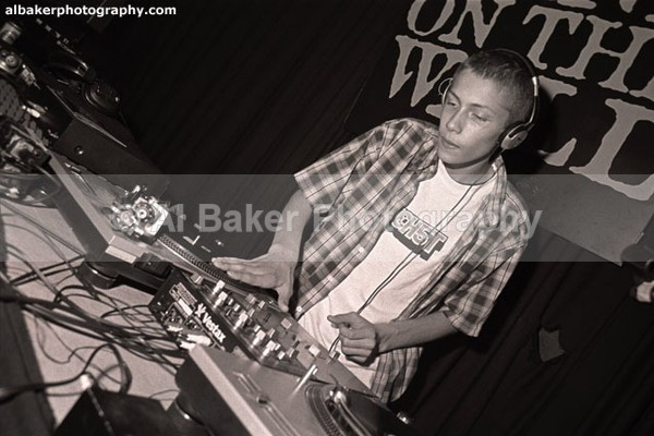 27 DJ-IQ - C'mon Feet @ band-on-the-wall mcr 08.11.03