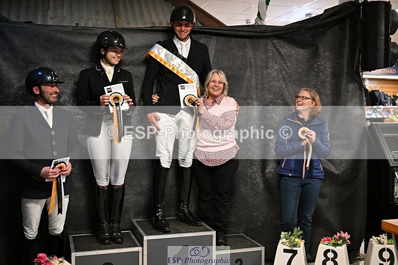 260213-164518-03007 - Cls 9 Adv Medium Silver Presentations