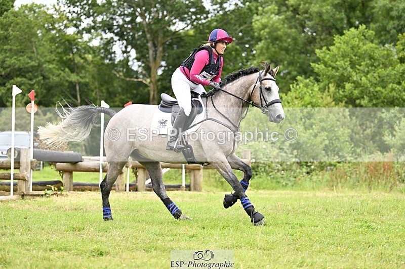 240630-155410-02793 - 717-Hayley_Carter-Srameen_Courageous