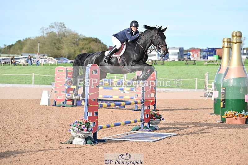 231015A-155604-09183 - Cls 32 National 1.30 & 1.40m Open