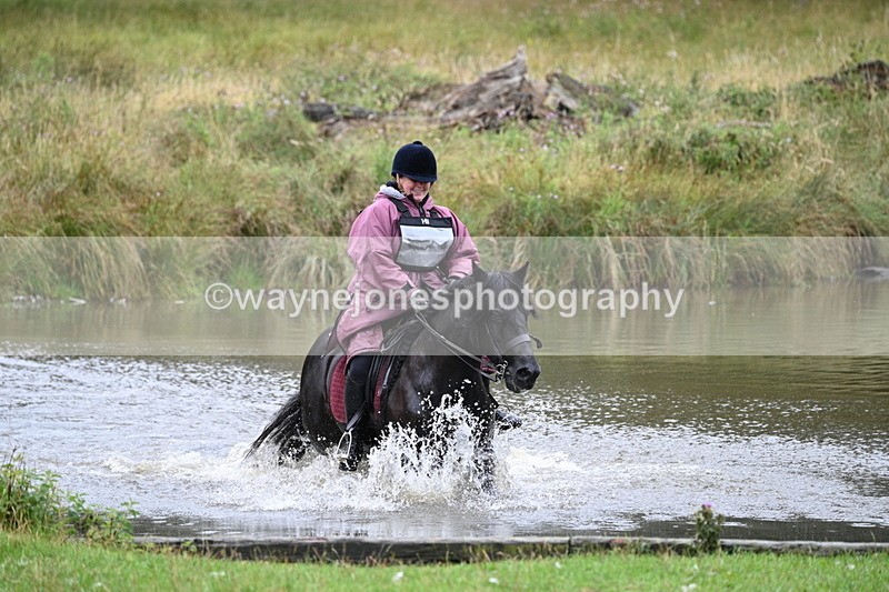 WJ7_9192 - Time at Water 11:53 to 12:23