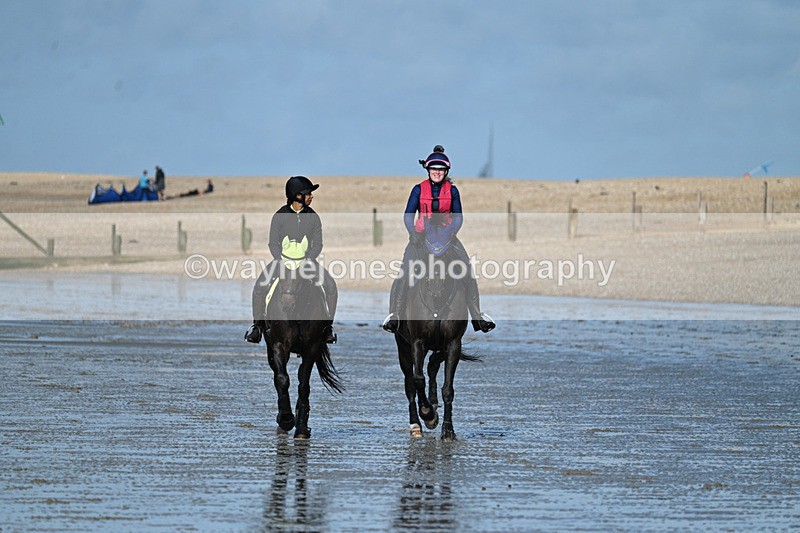 WJ7_4323 - Leigh Kelly & Jade Bennett 25-08-24