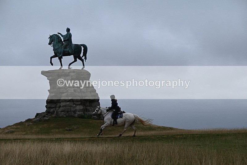 DSC_0418 - Time at Statue 09:51 to 10:54