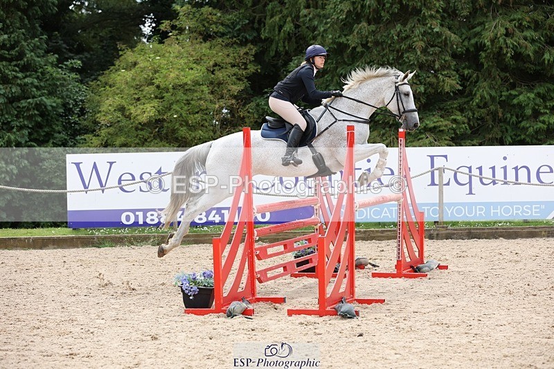 240711-124436-27269 - Cls 122 1.10m Amateur Quali