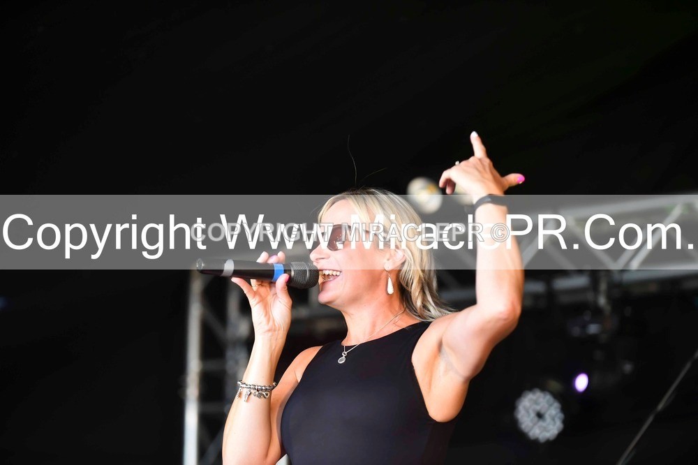 SH4_0759 - Lisa Winwood