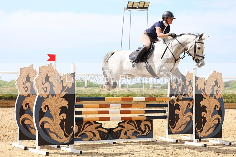 3E7A7289 - Class 7: Senior Newcomers/1.10m open