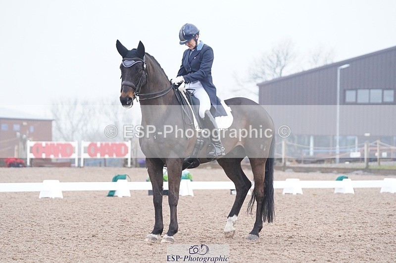 250404-081042-03701 - 018-Louise.Davison-Quamperfect