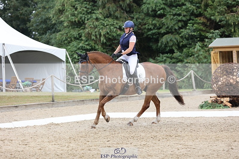 250718A-133322-01537 - 072-Emma.Trace-Laddenbrook.Truman