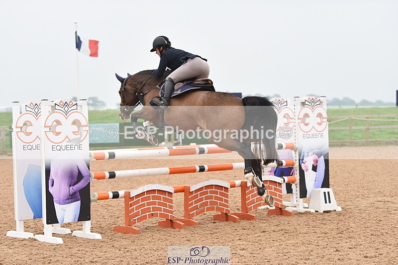 230916A-163552-05583 - Cls 19 Snr 1.10m Derby