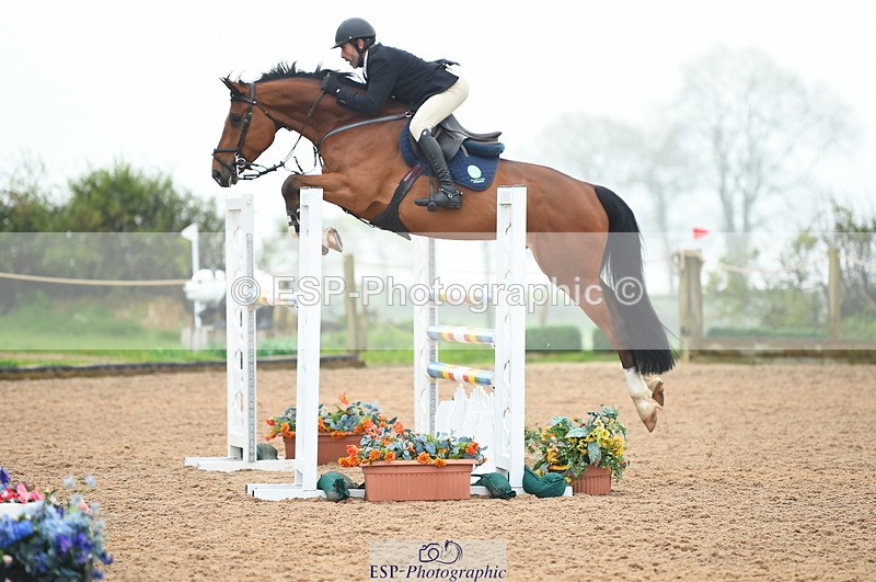 230505A-101752-02875 - Cls 20 Snr Foxhunter