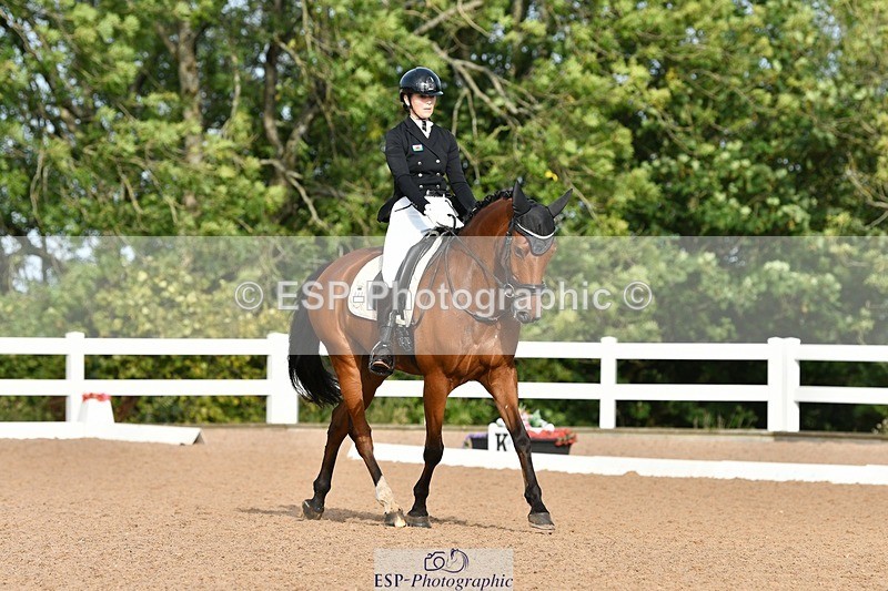 250906-093248-00368 - 040-Rianne.FultonSunset.Mojito