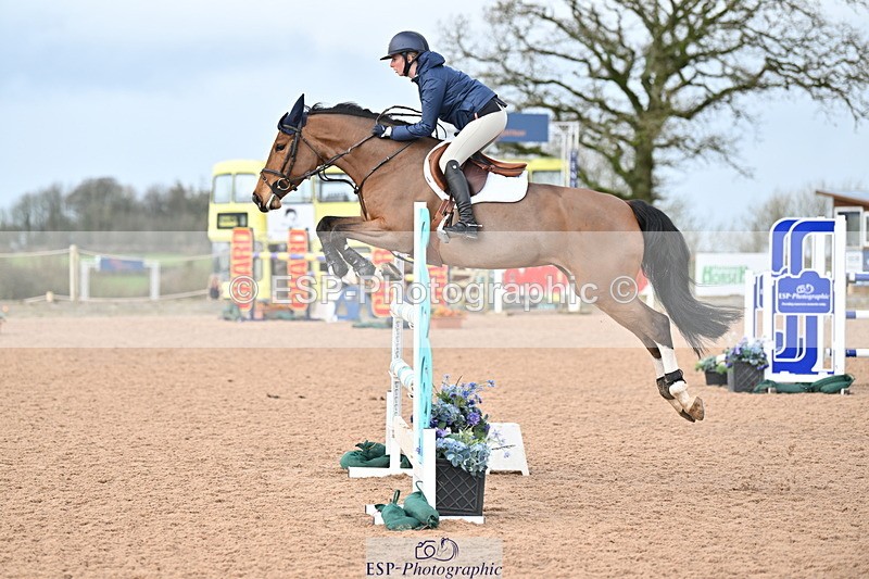 240315A-125115-01049 - Cls 3 Snr Foxhunter