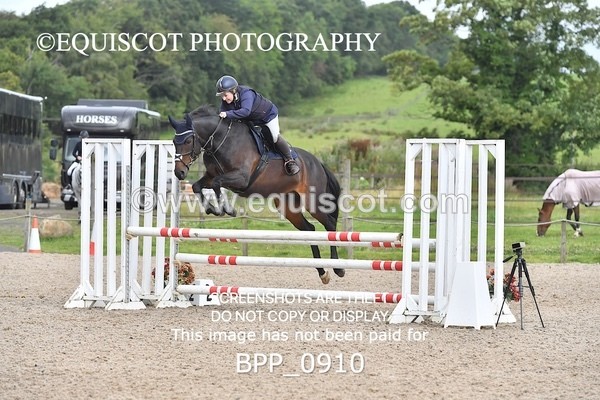 BPP_0910 - CLASS 3  Senior British Novice/ 90cm Open