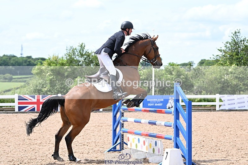 240619A-144326-00727 - Cls 4 Snr Newcomers and 1.10m Open