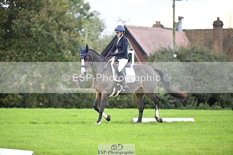 241025-093343-05559 - 351-Grace.Gillard-INDI