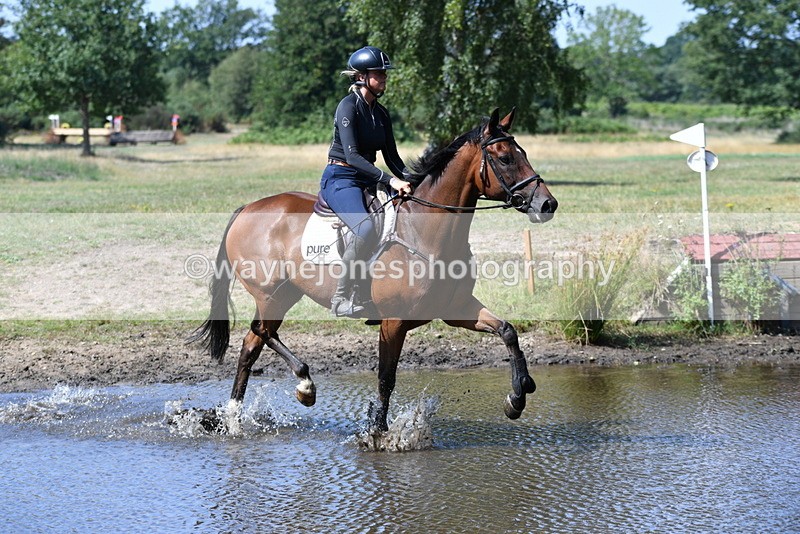 WJ5_3484 - XC Time 13:30 to 14:00