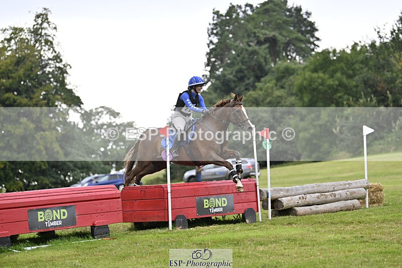 240825X-164938-37617 - 80cm XC 16.30 to 17.30