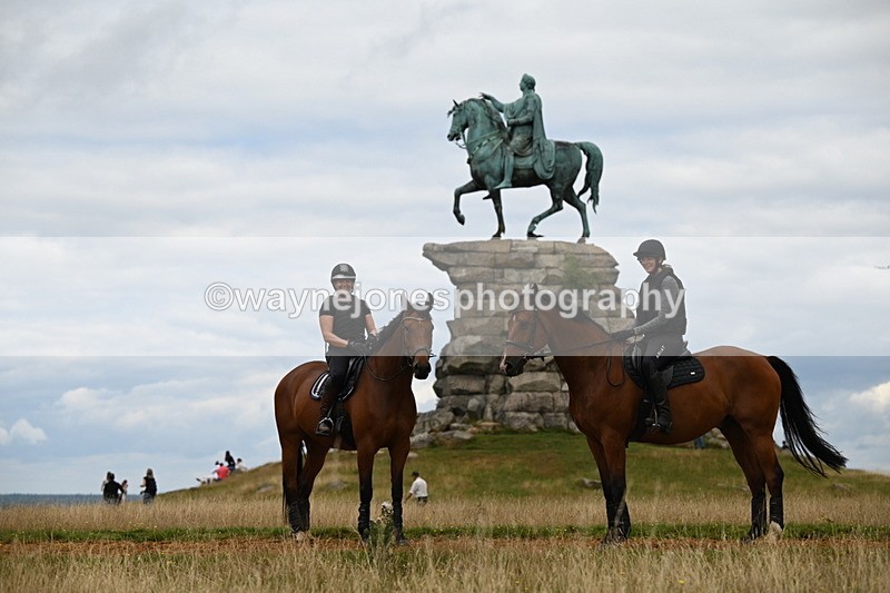 DSC_6641 - Time at Statue 12:45 to 13:15