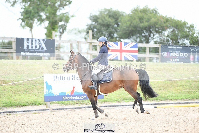 250807-110800-00478 - 90cm Round 1