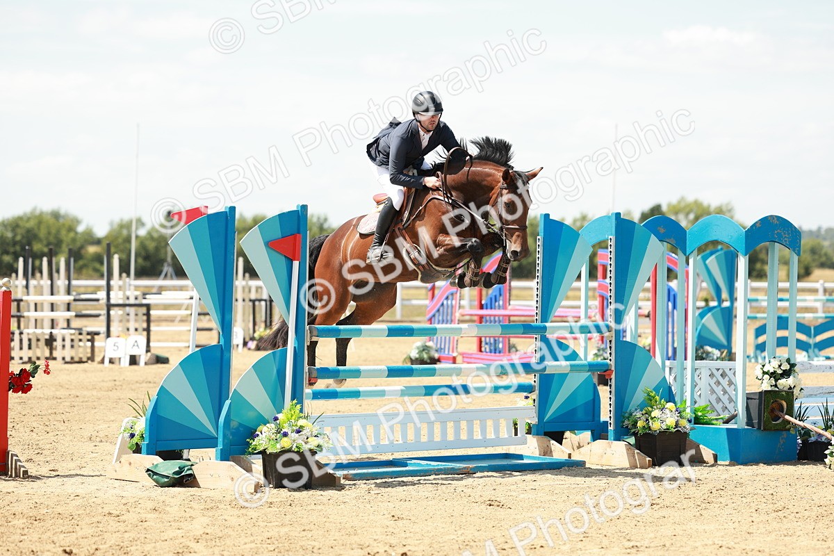 SBM_007494 - Class 3 - Senior Newcomers - 1.10m Open