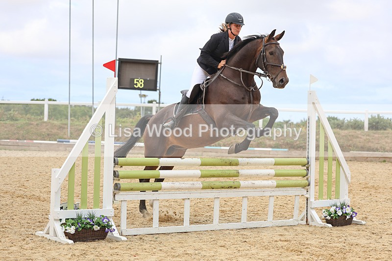 3E7A4734 - Class 4: Senior British Novice/90cm open