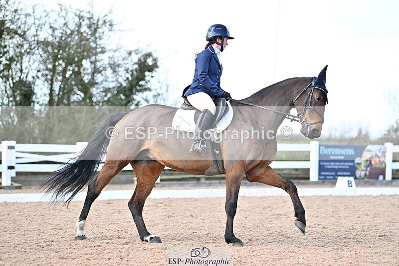 240324A-132748-03390 - Novice 28, 13.00 to 14.00