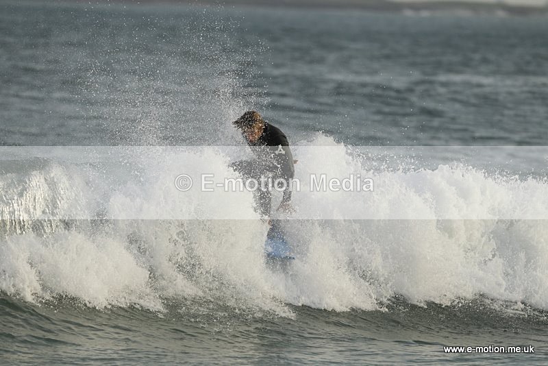 SU 091010 31 - Surf Oct 2010