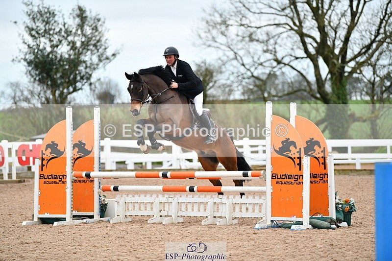 240316A-100001-02580 - Cls 20 British Novice and 90cm Open