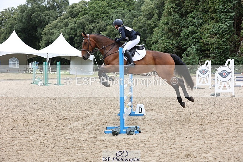 250803A-111053-10699 - L-526-Lucy.Woolams-ZATESS.CLASSIC