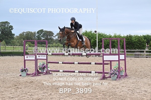 BPP_3899 - CLASS 45 SUN Senior Foxhunter/ 1.20m Open