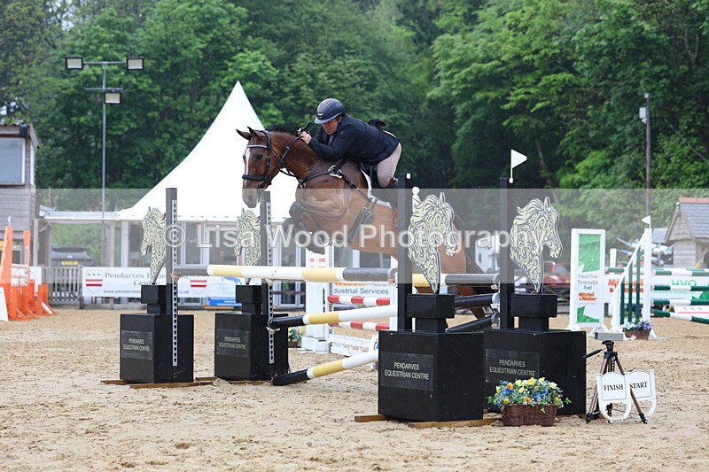 3E7A7148 - Class 7: Senior Newcomers/1.10m open