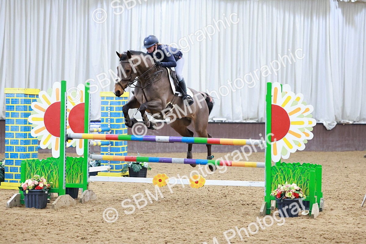 SBM_003913 - Class 11 - Senior Newcomers/ 1.10m Open