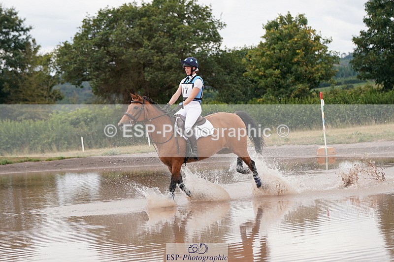 250802A-113432-02226 - A-017-Sophie.Vicary-ENGELIQUE.O