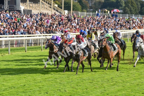 230923-Race 5-Vintage Clarets-6794 - Race 5 4.20pm Vickers.Bet Handicap