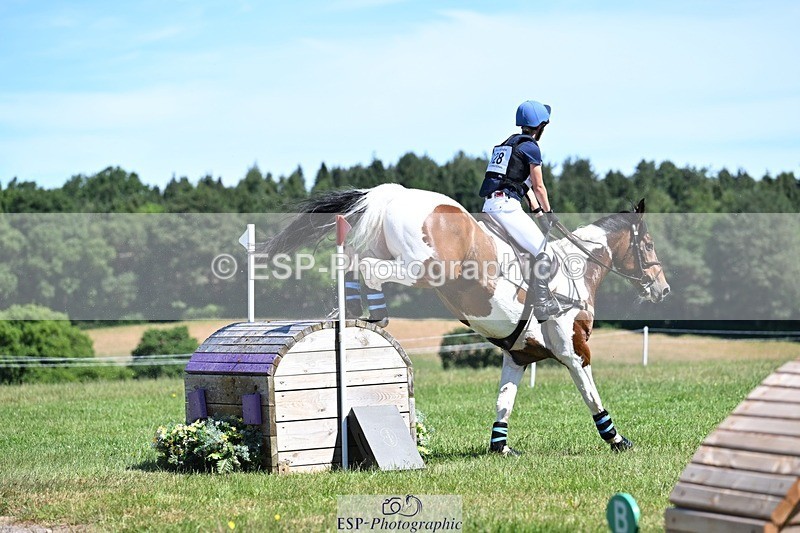 260530A-112216-13355 - C-328-Emma.Scott