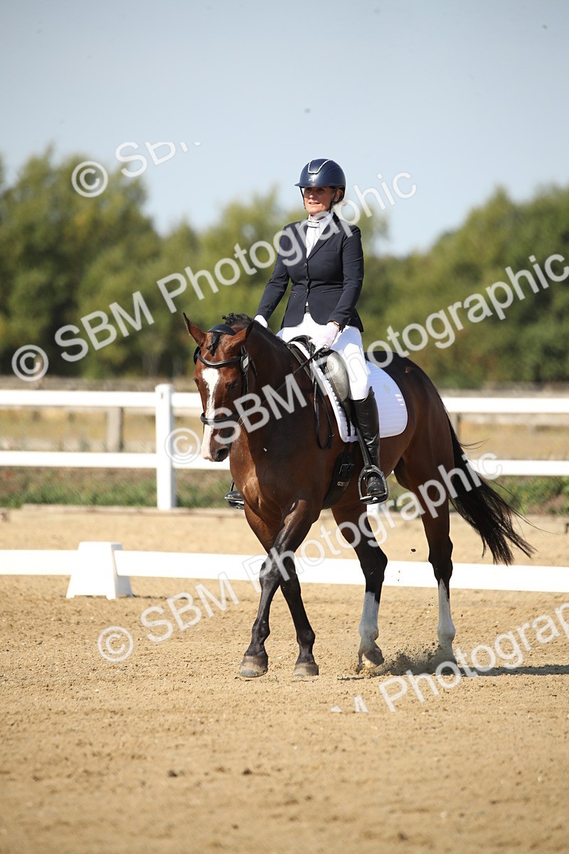SBM_004118 - Class 11 - Novice 5 - 10.24-11.20
