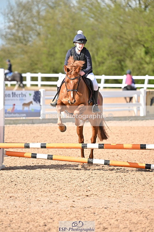 240504A-092047-00095 - Cls 11 Clear Round 50cm