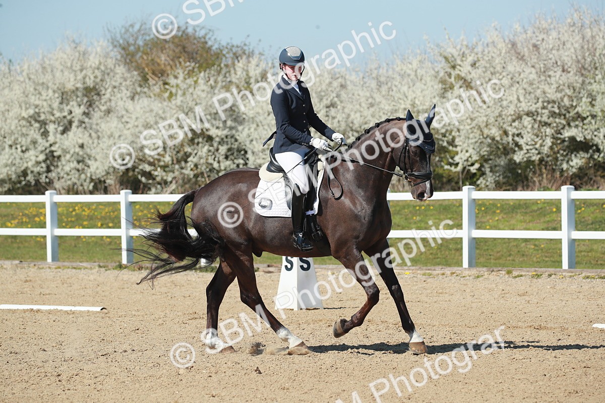 SJ3_1483 - Class 8 - E5