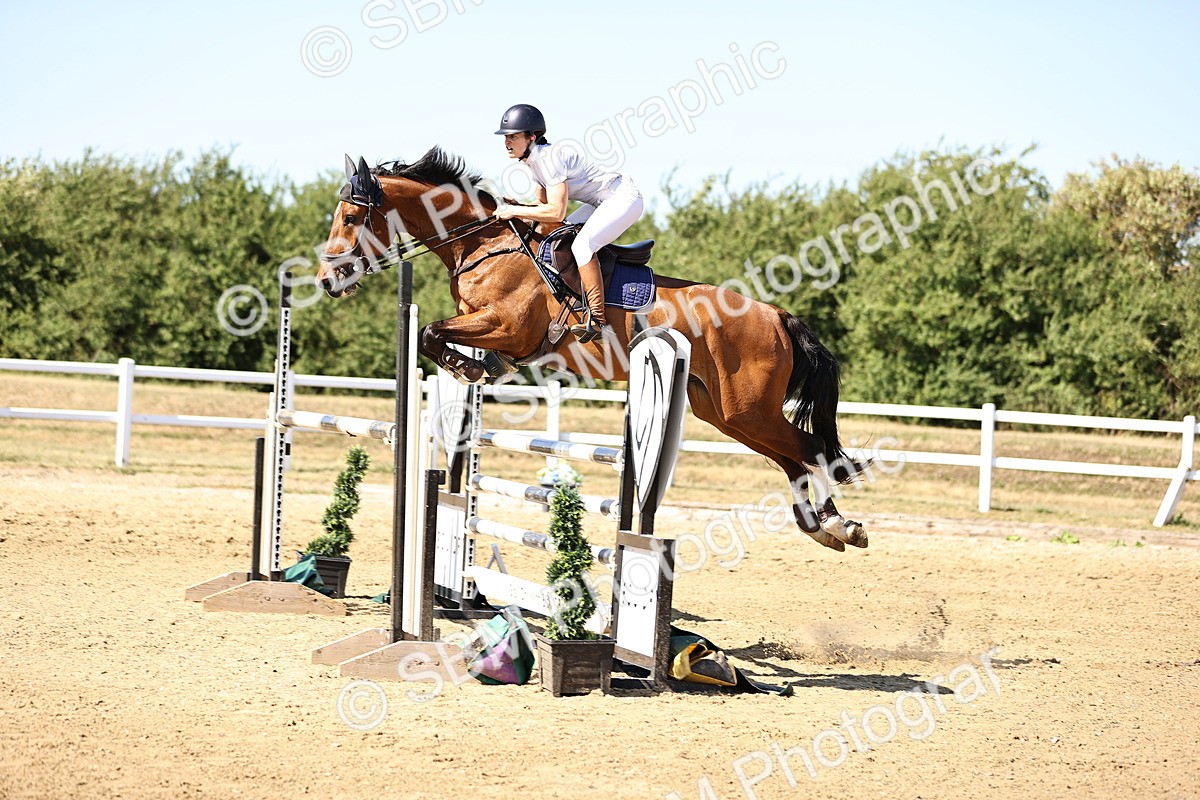 SBM_015517 - Class 16 - Senior foxhunter - 1.20m Open