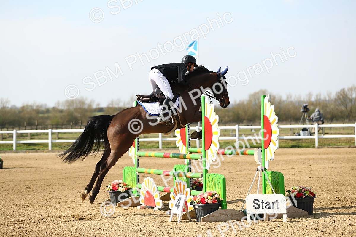 SBM_002613 - Class 10 - Senior Newcomers - 1.10m