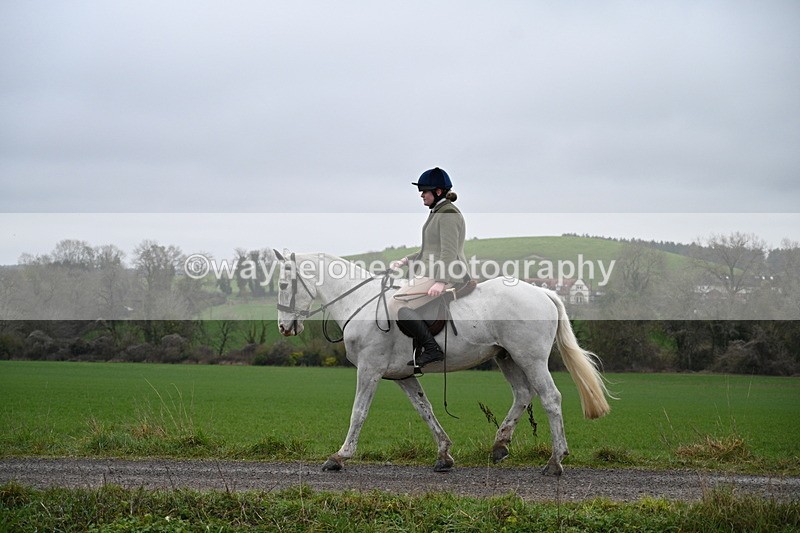 WJ7_9646 - Walk out..