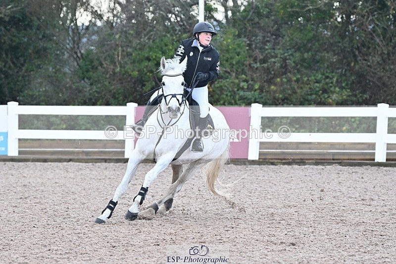 231210A-122712-02438 - Cls 19 Snr 1.05m Open