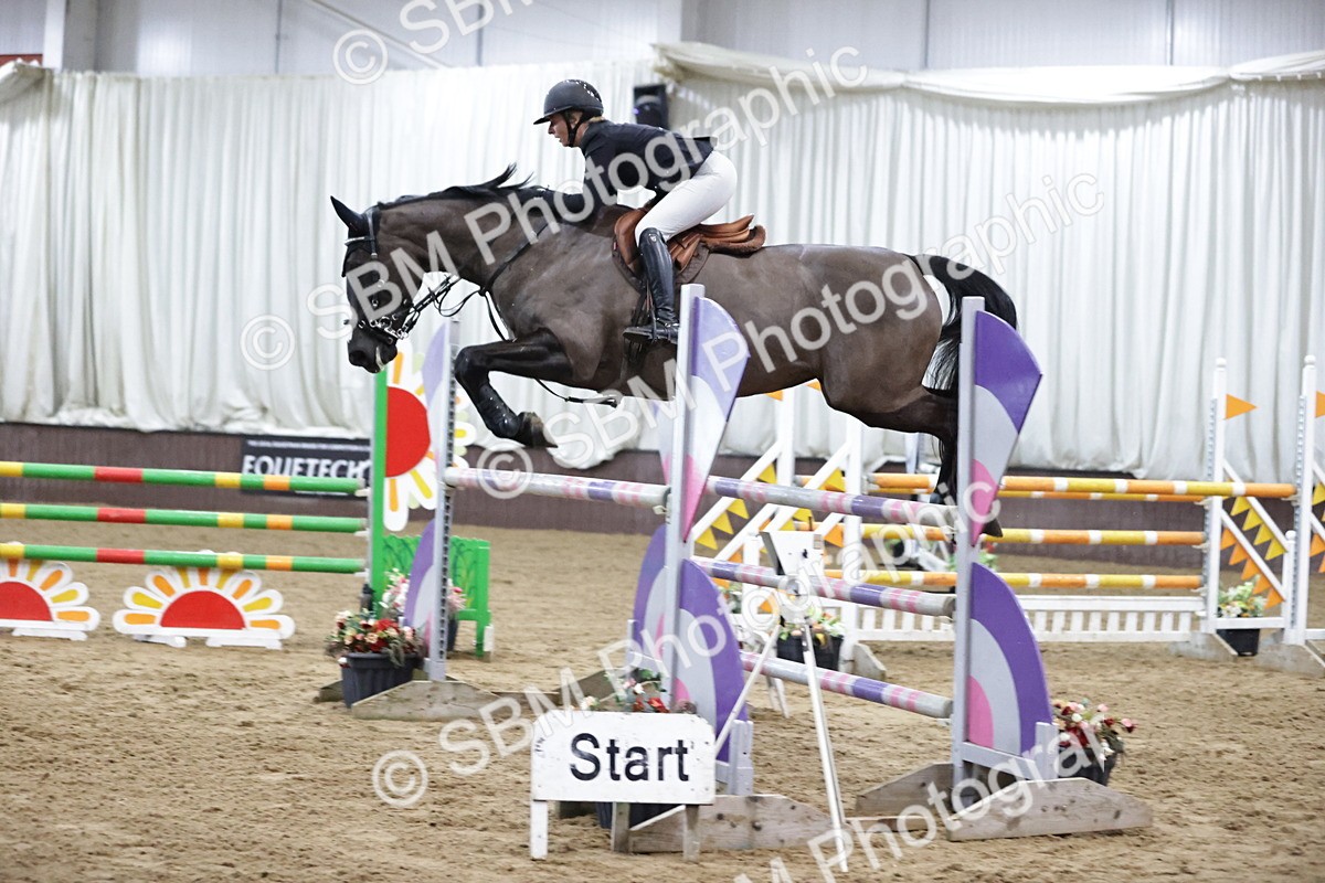 SBM_001787 - Class 5 - Redpost Equestrian Senior Foxhunter/ 1.20m Open