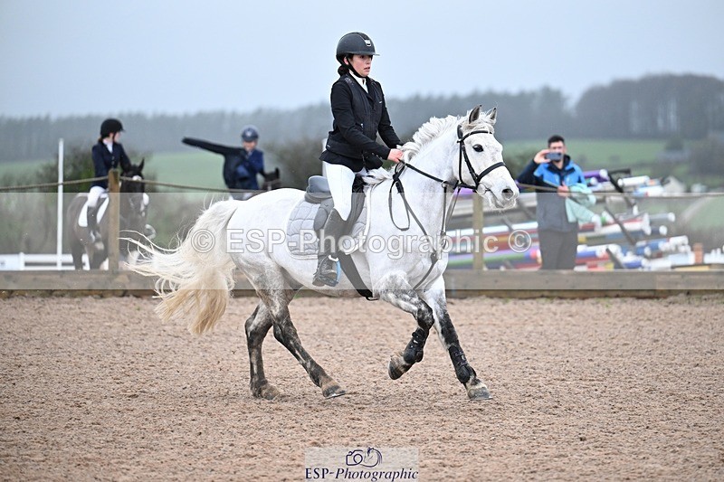 260207-104011-00163 - Cls 10 Pony Brit Nov 80cm Open